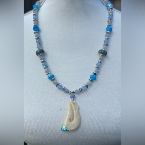 Aquamarine, Vintage Glass, Vintage Māori Hook and Silver Necklace Set - Picture 6 of 12